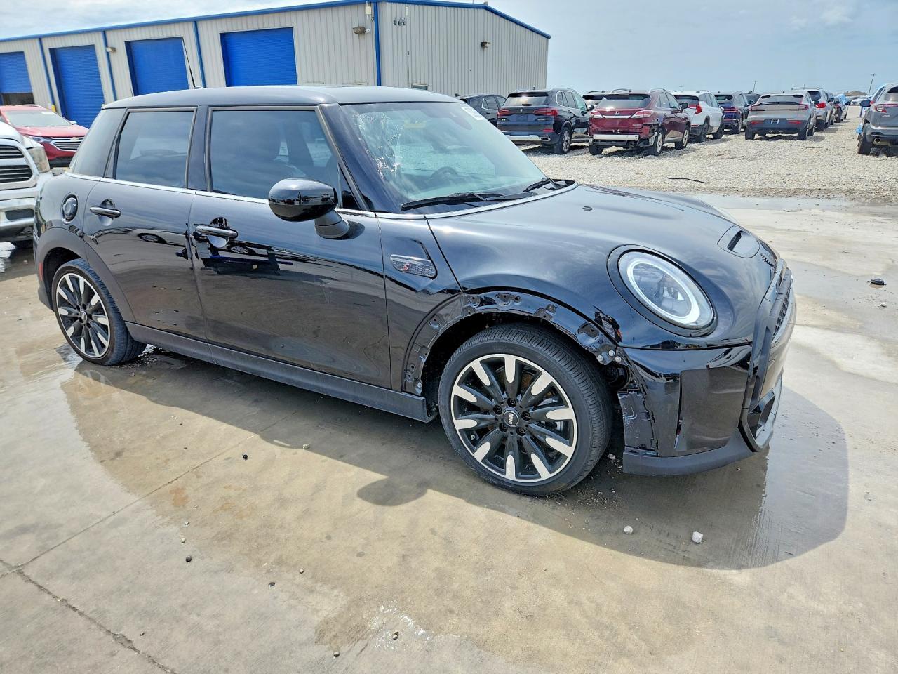 2024 Mini Cooper S - Image 4