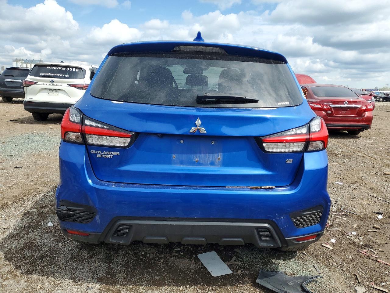 2020 Mitsubishi Outlander Sport Es - Image 6