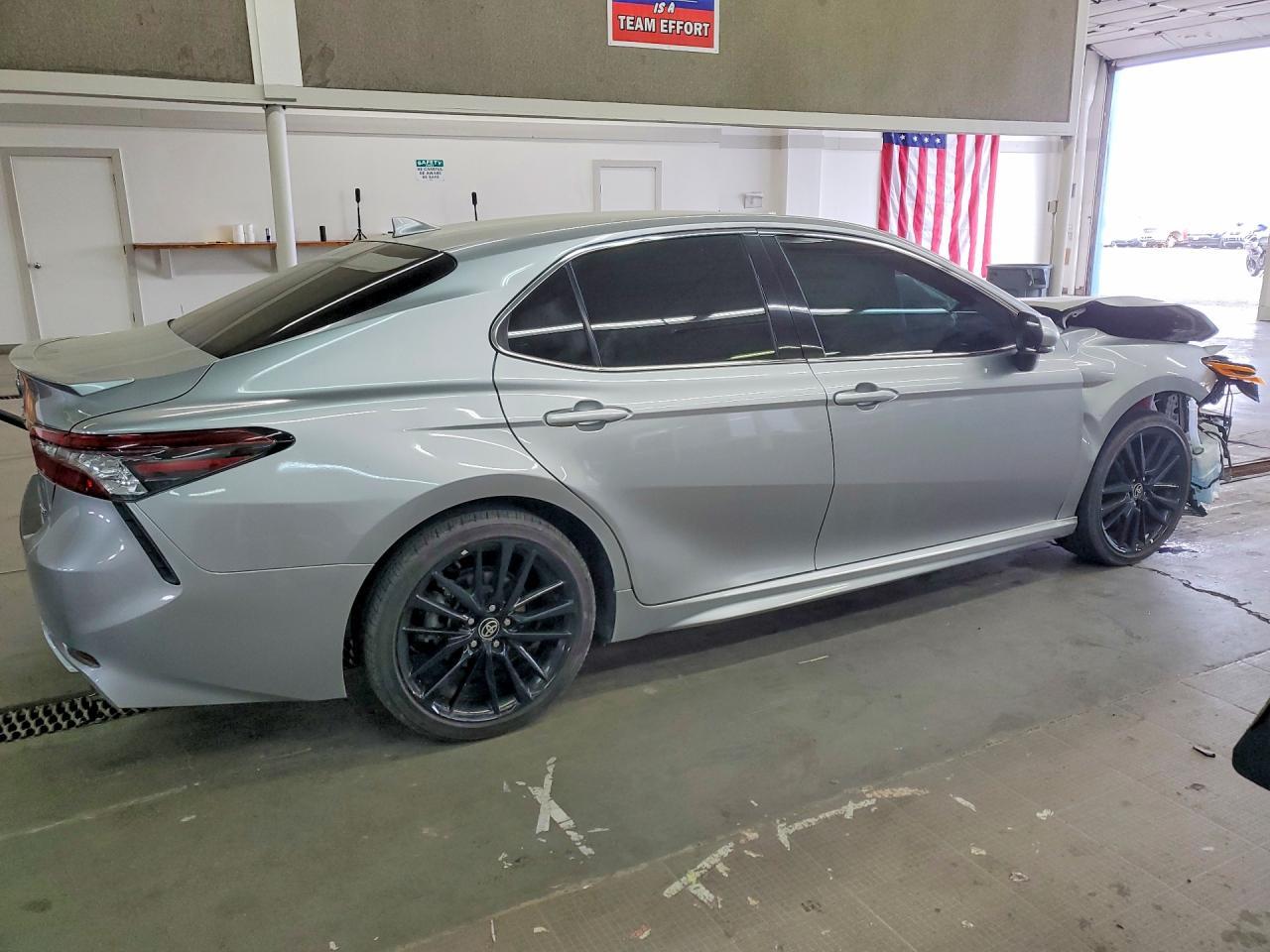 2021 Toyota Camry - Image 3