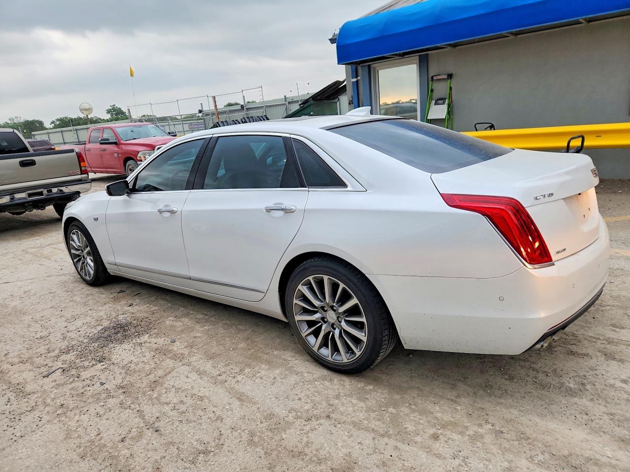 2016 Cadillac Ct6 Luxury - Фото 2