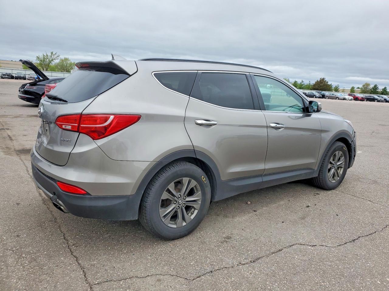 2014 Hyundai Santa Fe Sport 2.4L - Фото 3