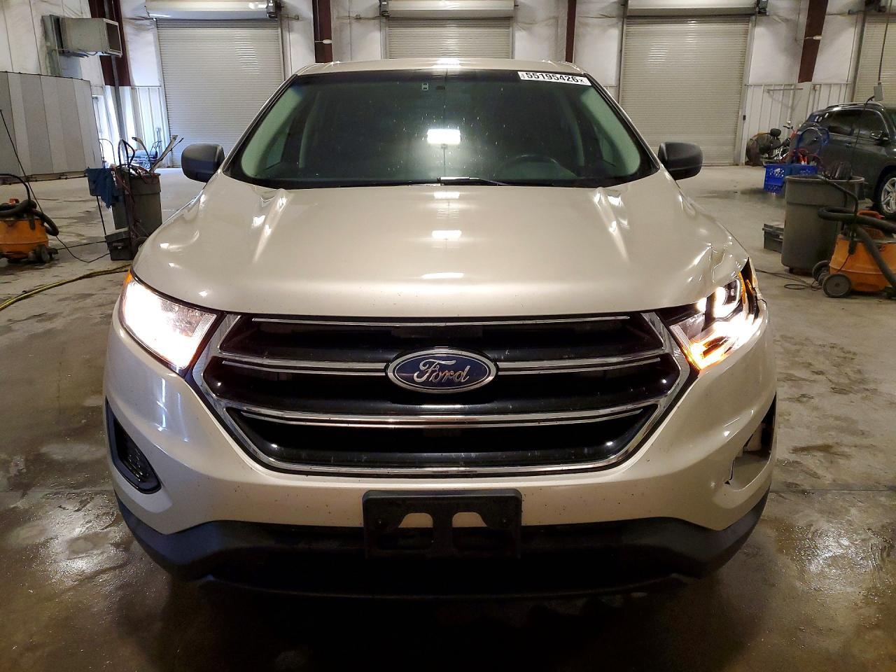 2017 Ford Edge Se - Image 5