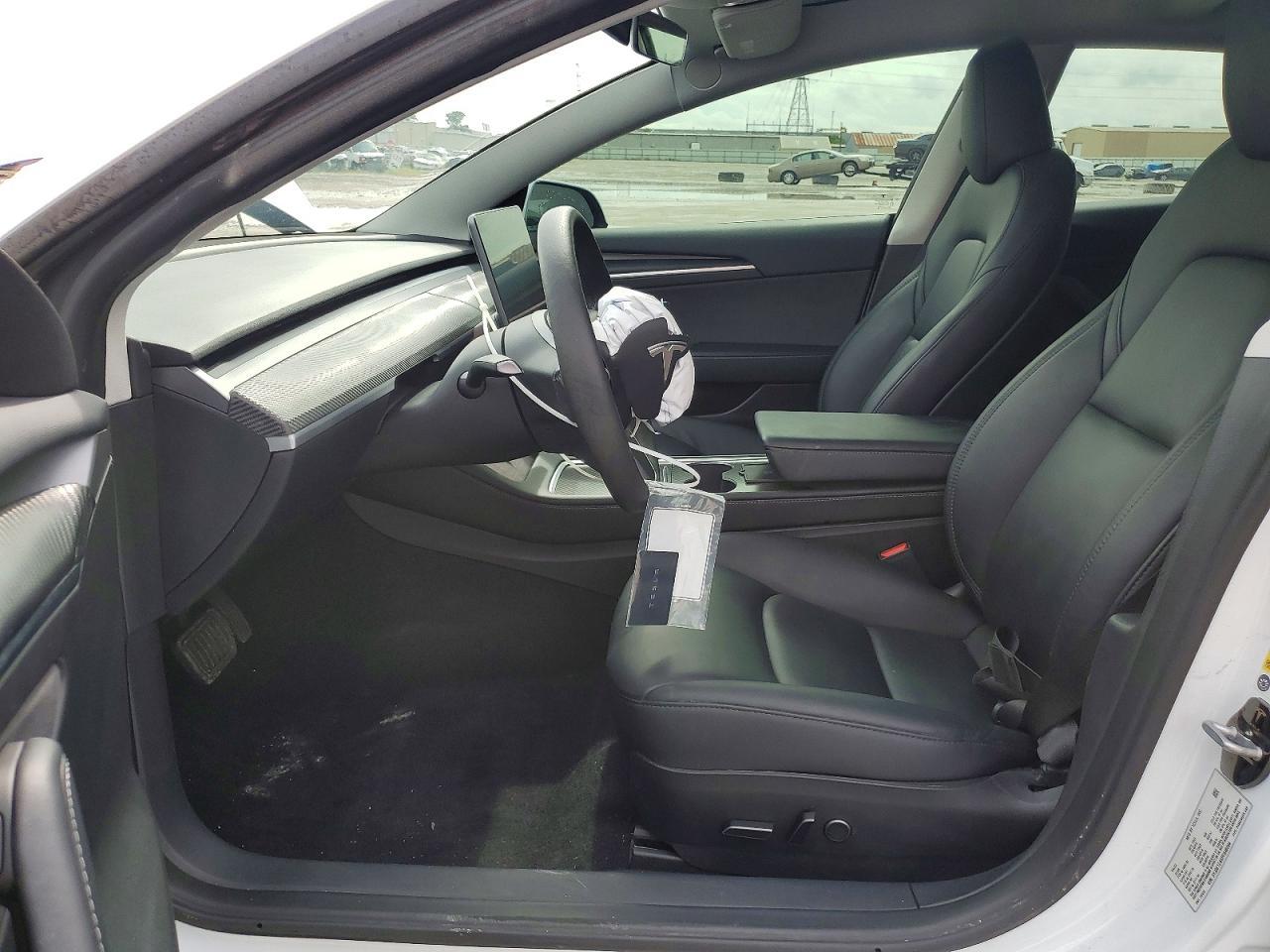 2023 Tesla Model 3 - Фото 7
