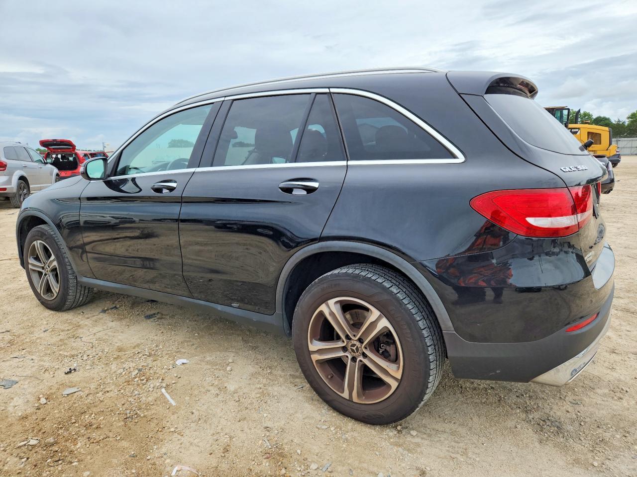 2019 Mercedes-Benz Glc 300 4Matic - Image 2