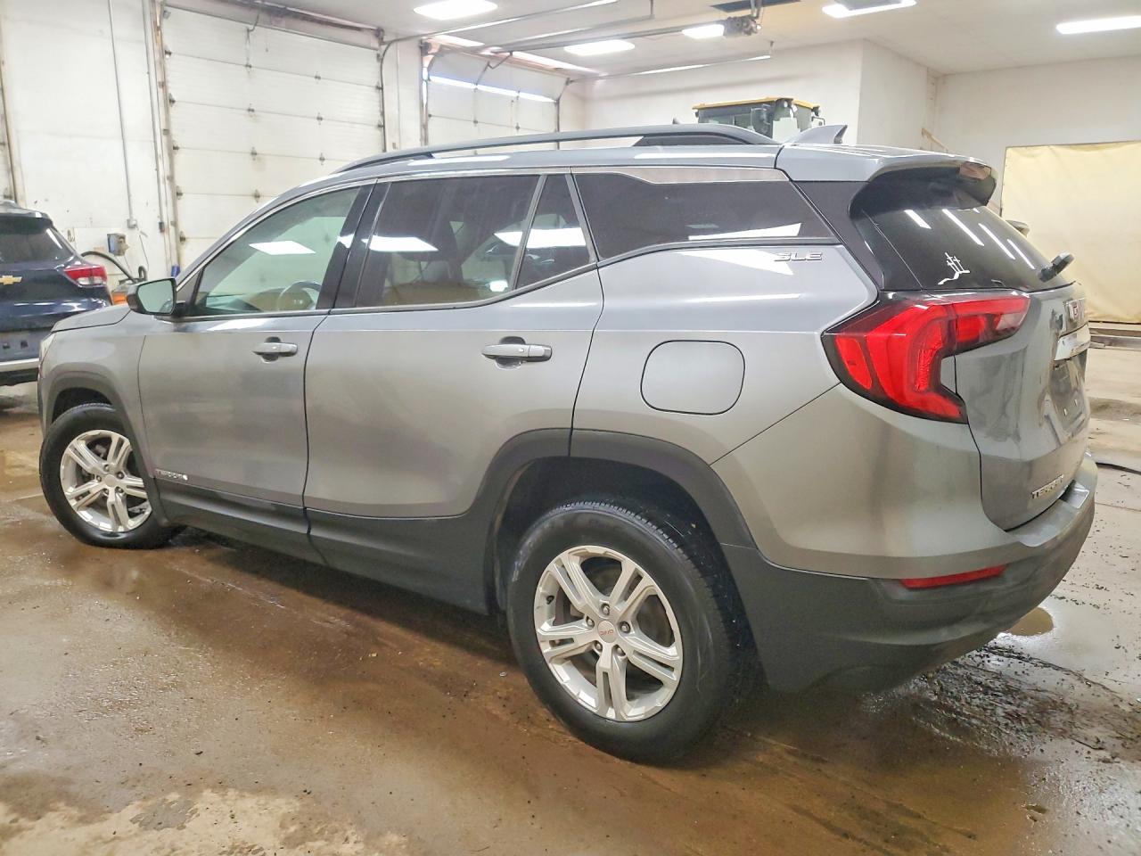 2019 GMC Terrain Sle - Image 2