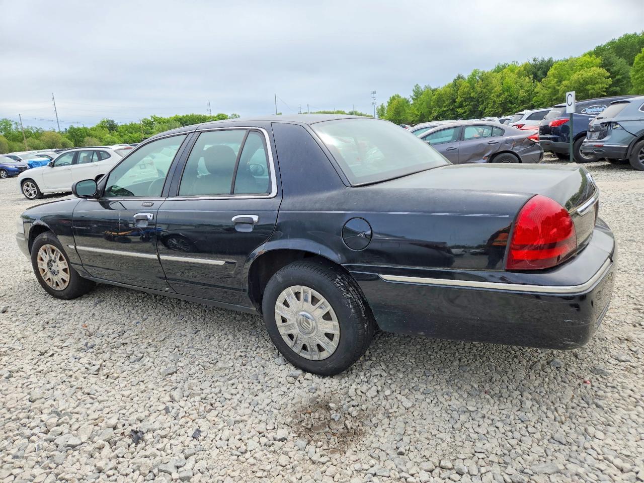 2007 Mercury Grand Marquis - Image 2
