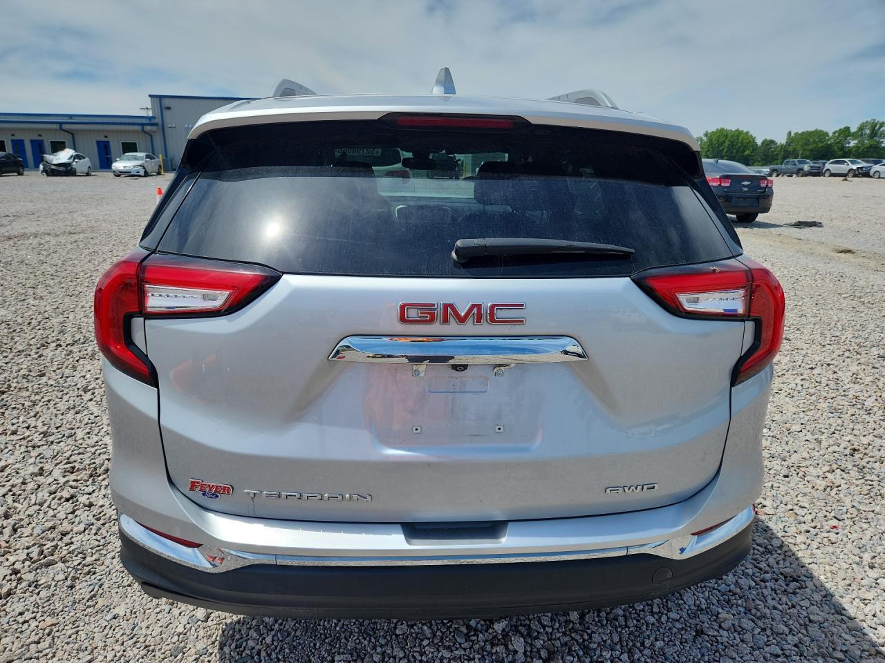 2022 GMC Terrain Denali - Image 6