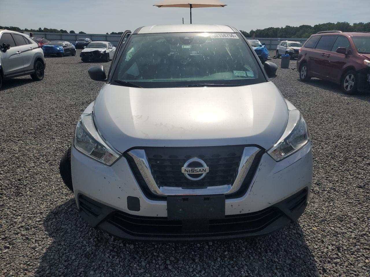 2020 Nissan Kicks S - Image 5