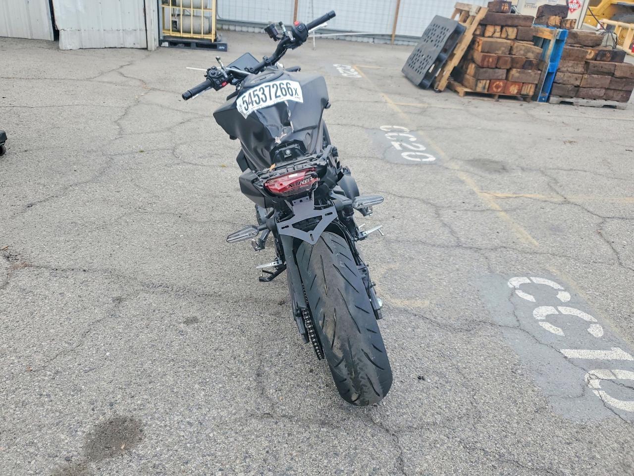 2025 Yamaha Mt09 C - Фото 4