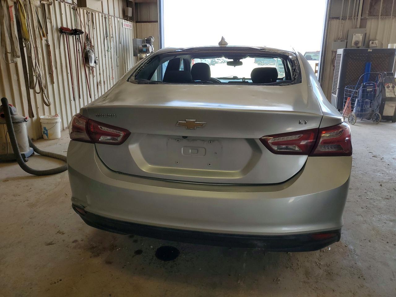 2022 Chevrolet Malibu Lt - Фото 6