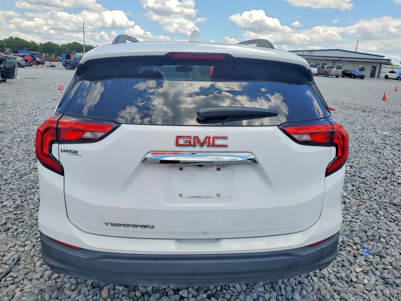2019 GMC Terrain Sle - Image 6