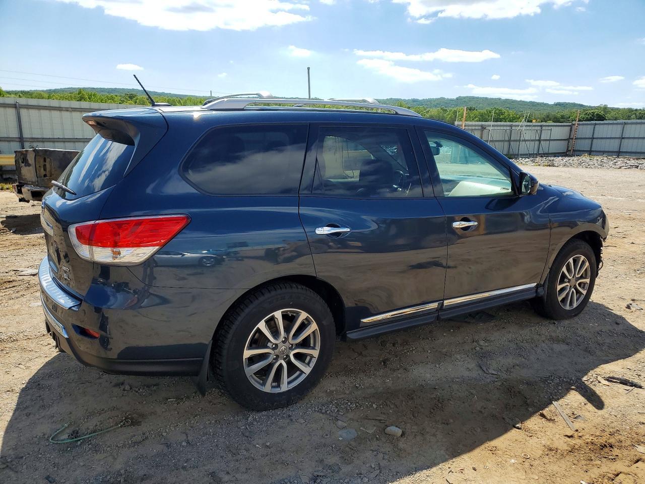 2016 Nissan Pathfinder Sl - Image 3