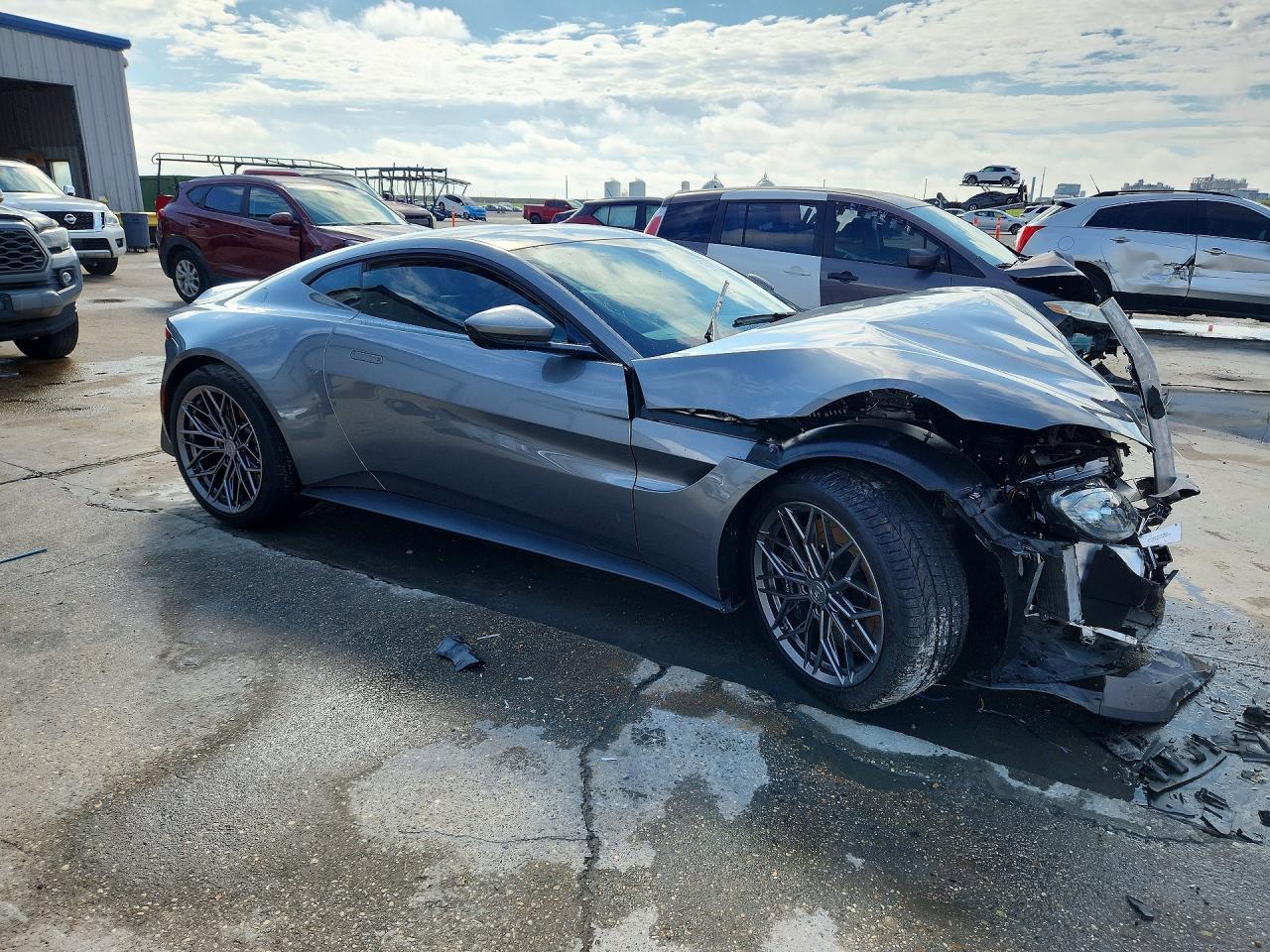 2020 Aston Martin Vantage - Image 4