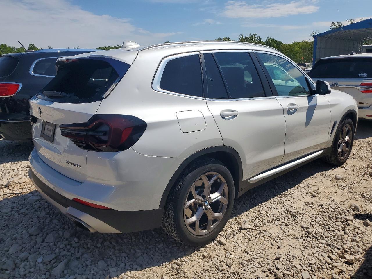 2022 BMW X3 xDrive30I - Image 3
