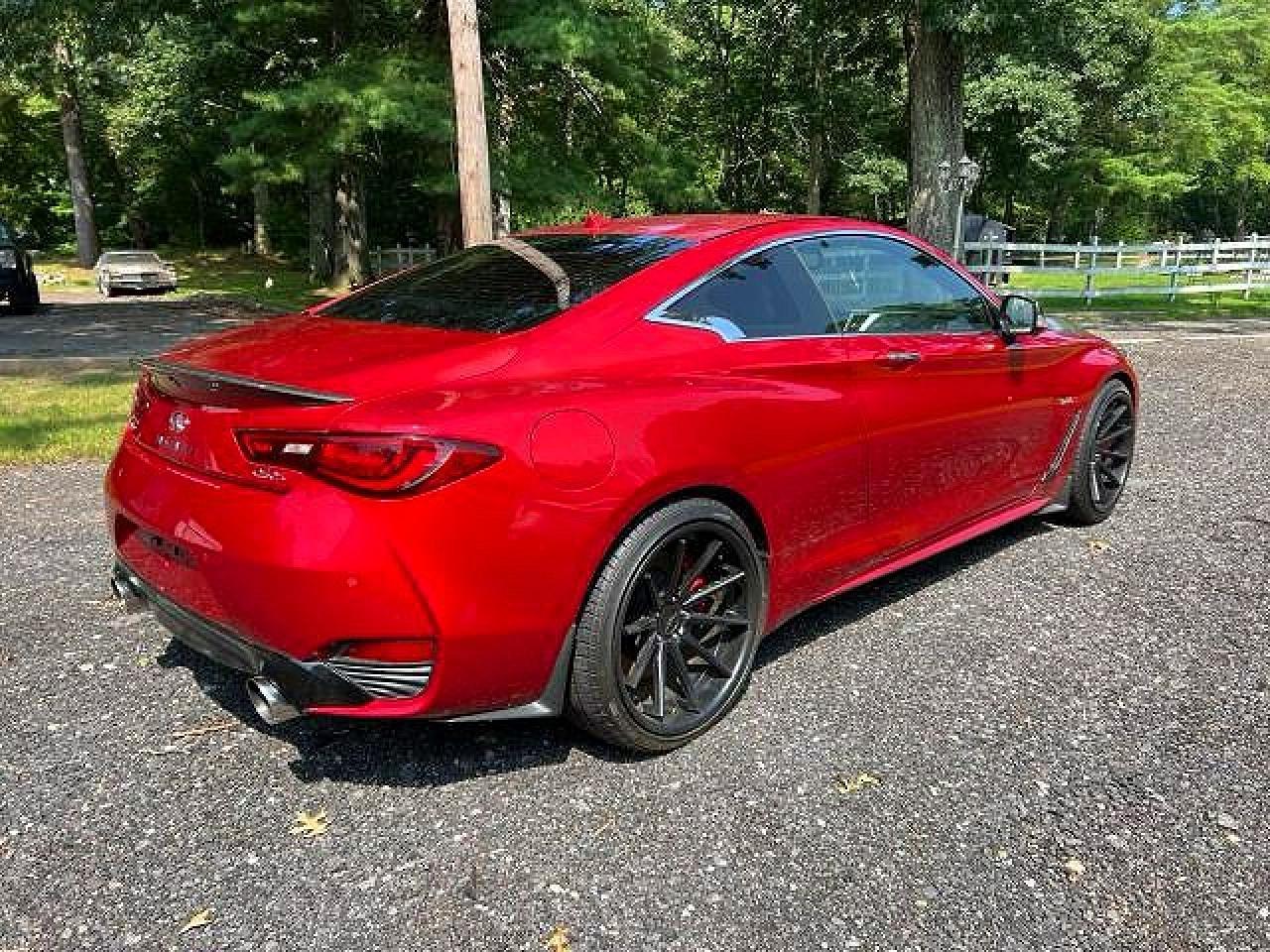 2017 Infiniti Q60 Red Sport 400 - Image 4