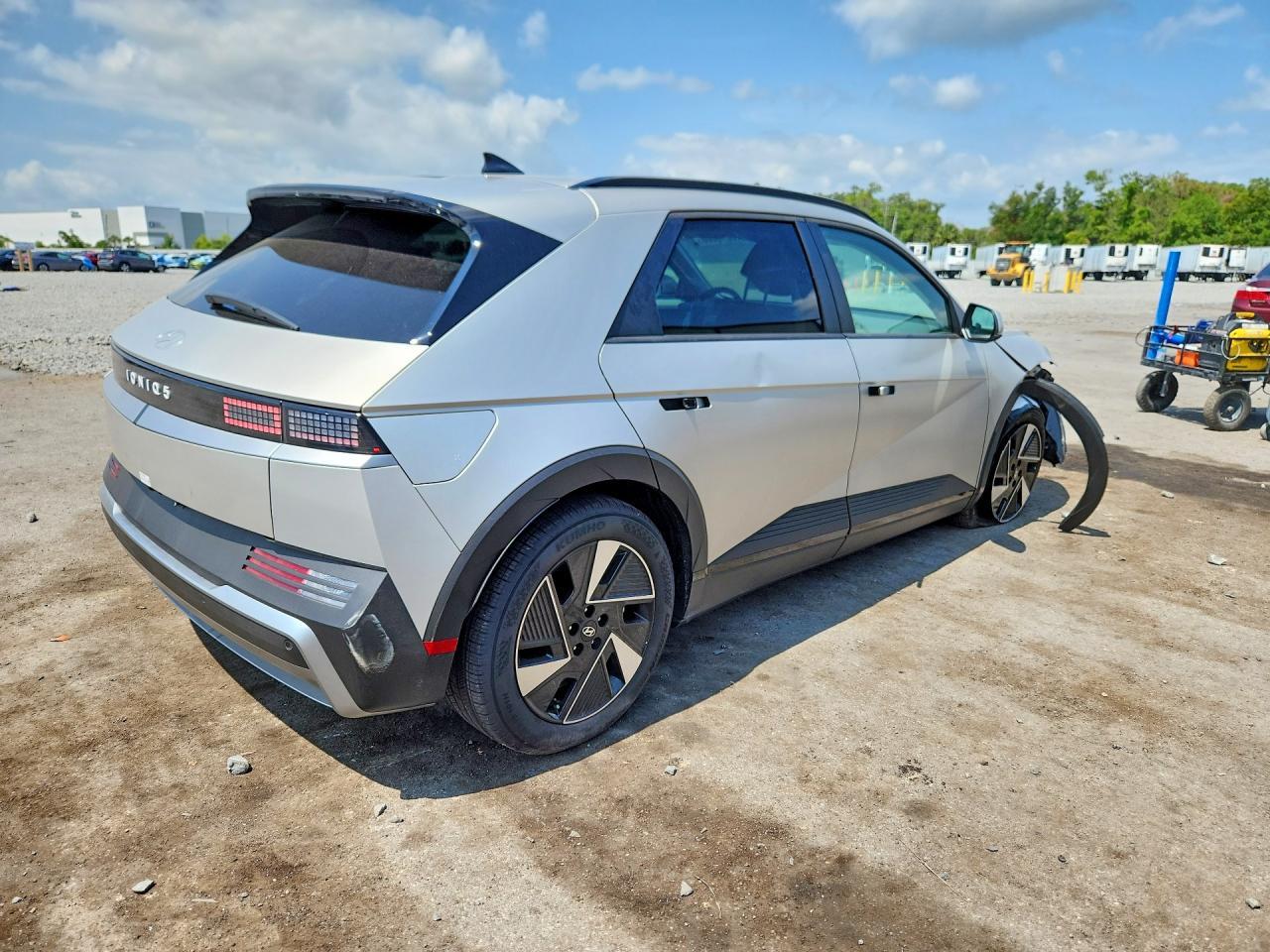 2025 Hyundai Ioniq 5 Sel - Image 3