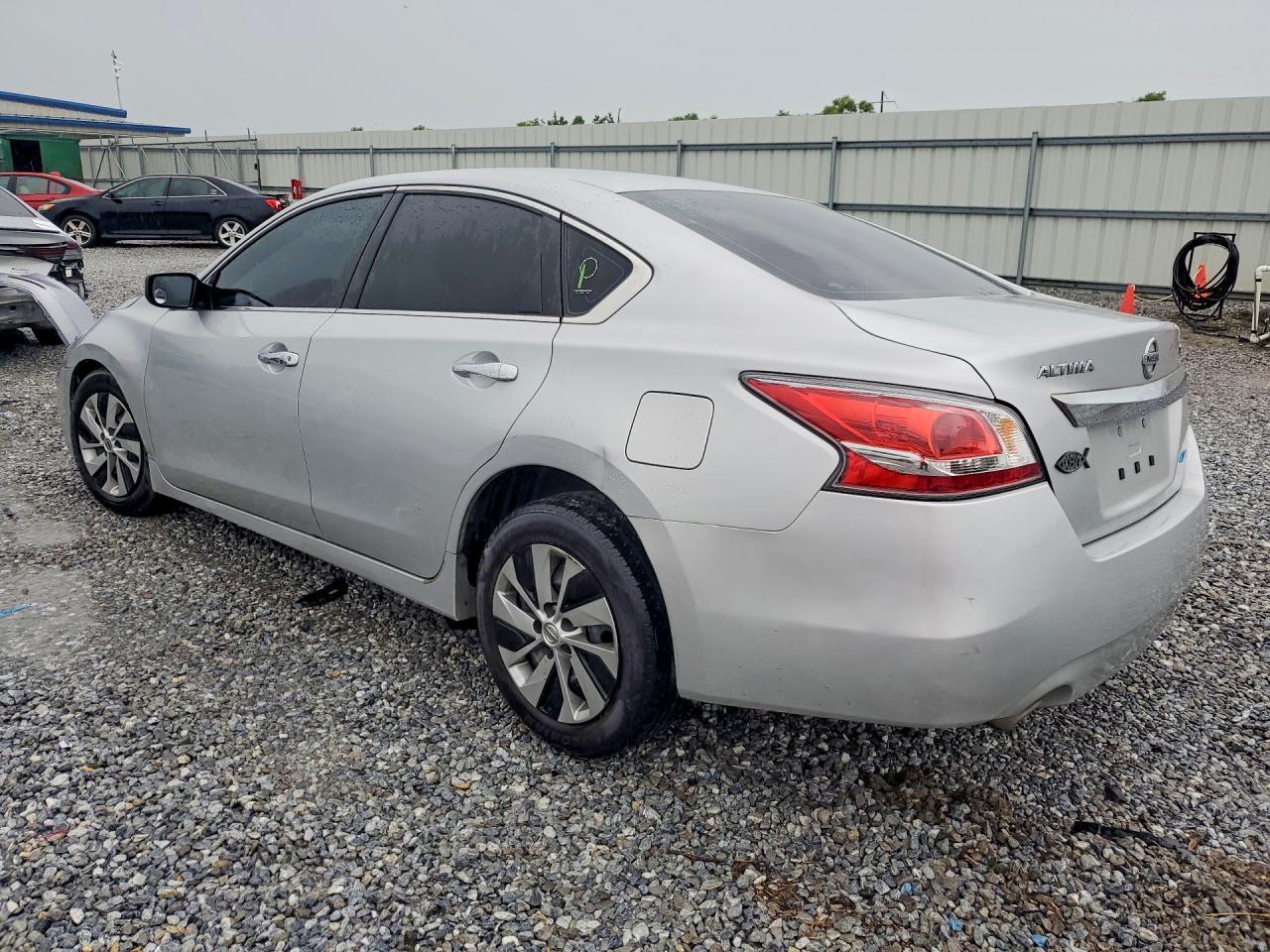 2014 Nissan Altima 2.5 - Фото 2