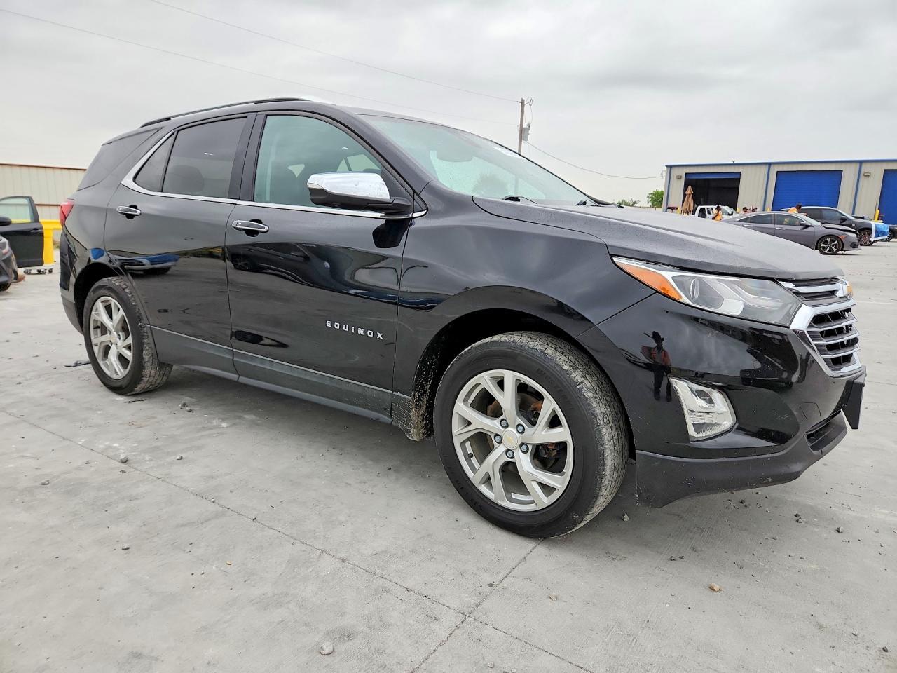 2019 Chevrolet Equinox - Image 4
