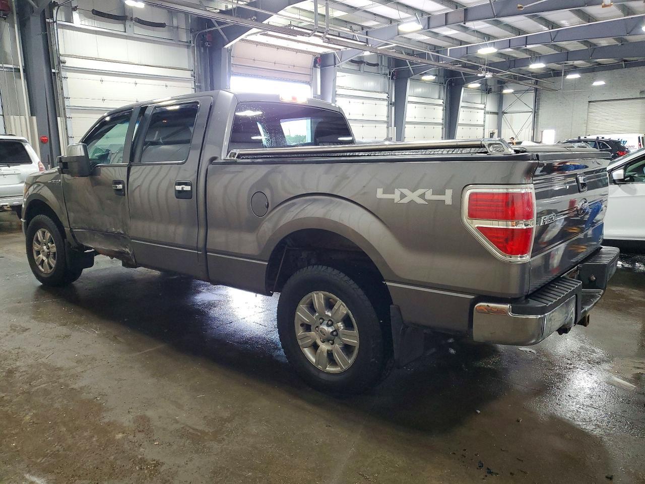 2010 Ford F150 Supercrew - Фото 2