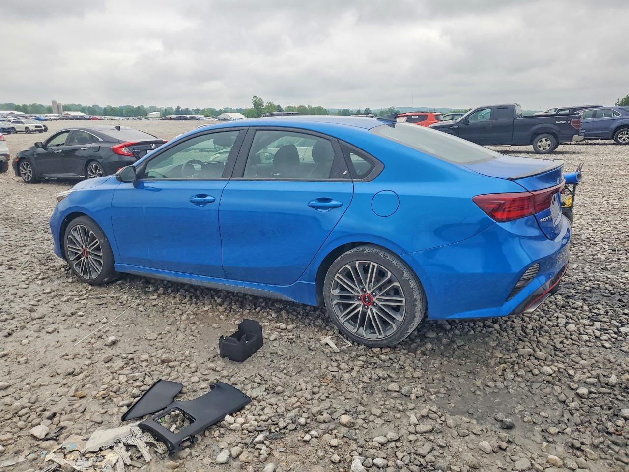 2022 Kia Forte Gt - Фото 2