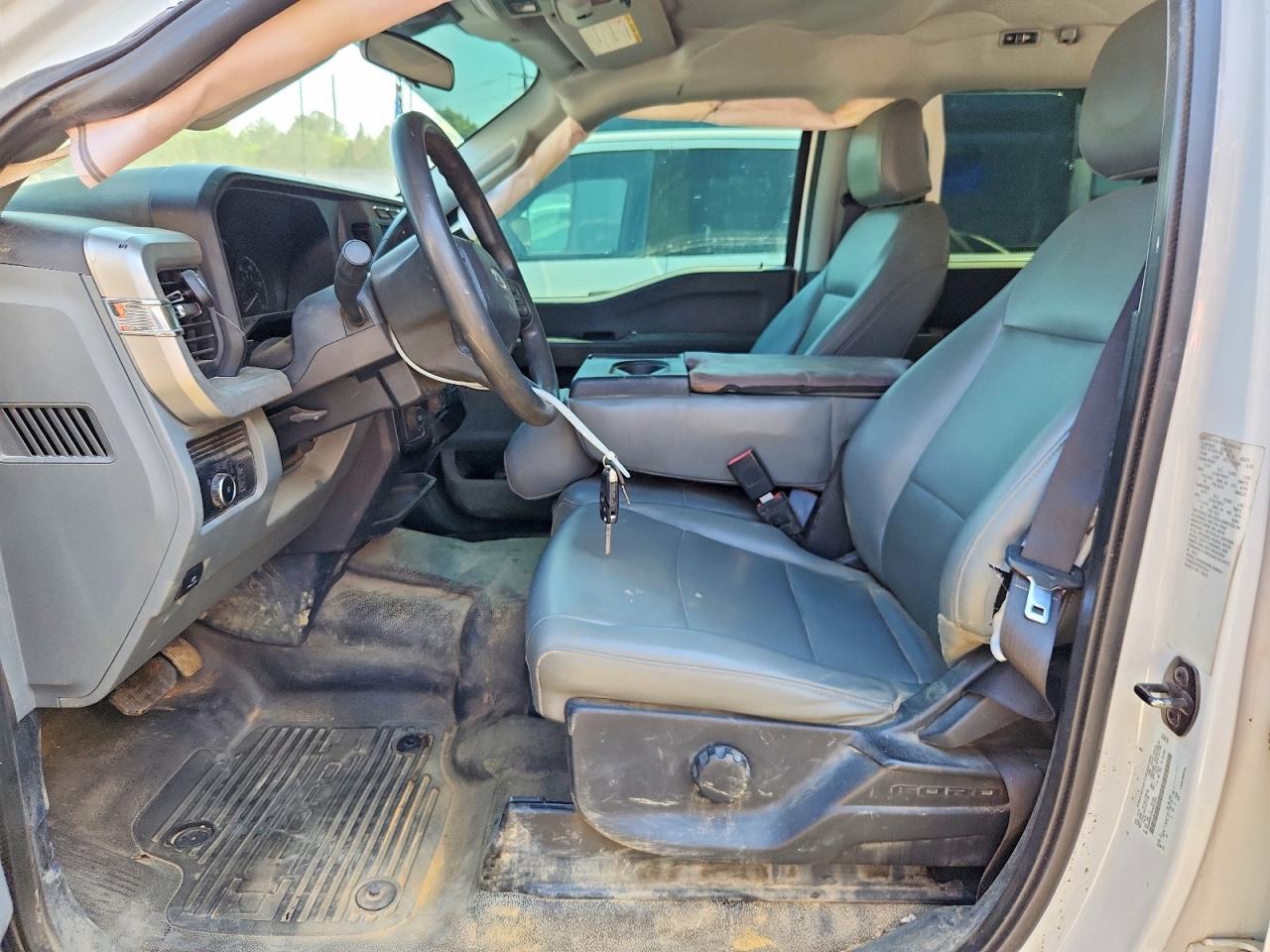 2023 Ford F350 Super Duty - Image 7