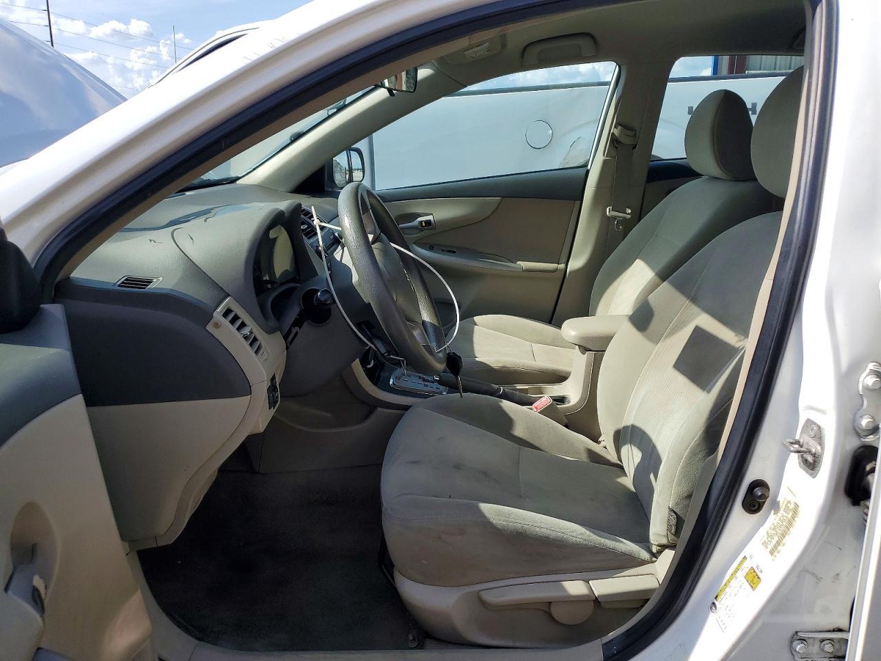 2010 Toyota Corolla Le - Image 7
