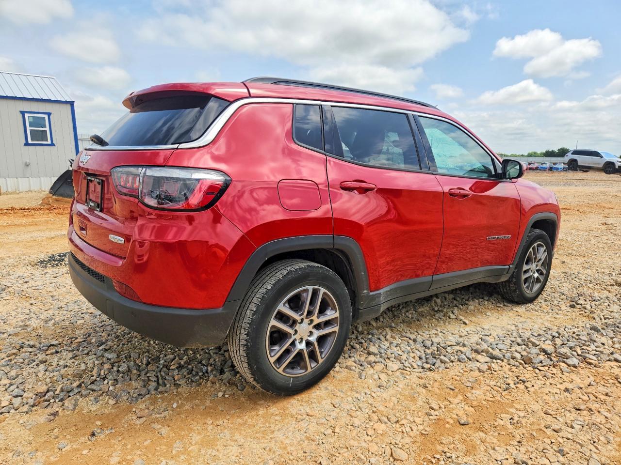 2020 Jeep Compass - Image 3