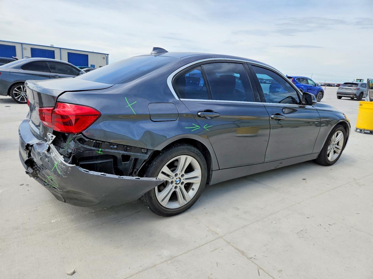 2017 BMW 330 I - Image 3