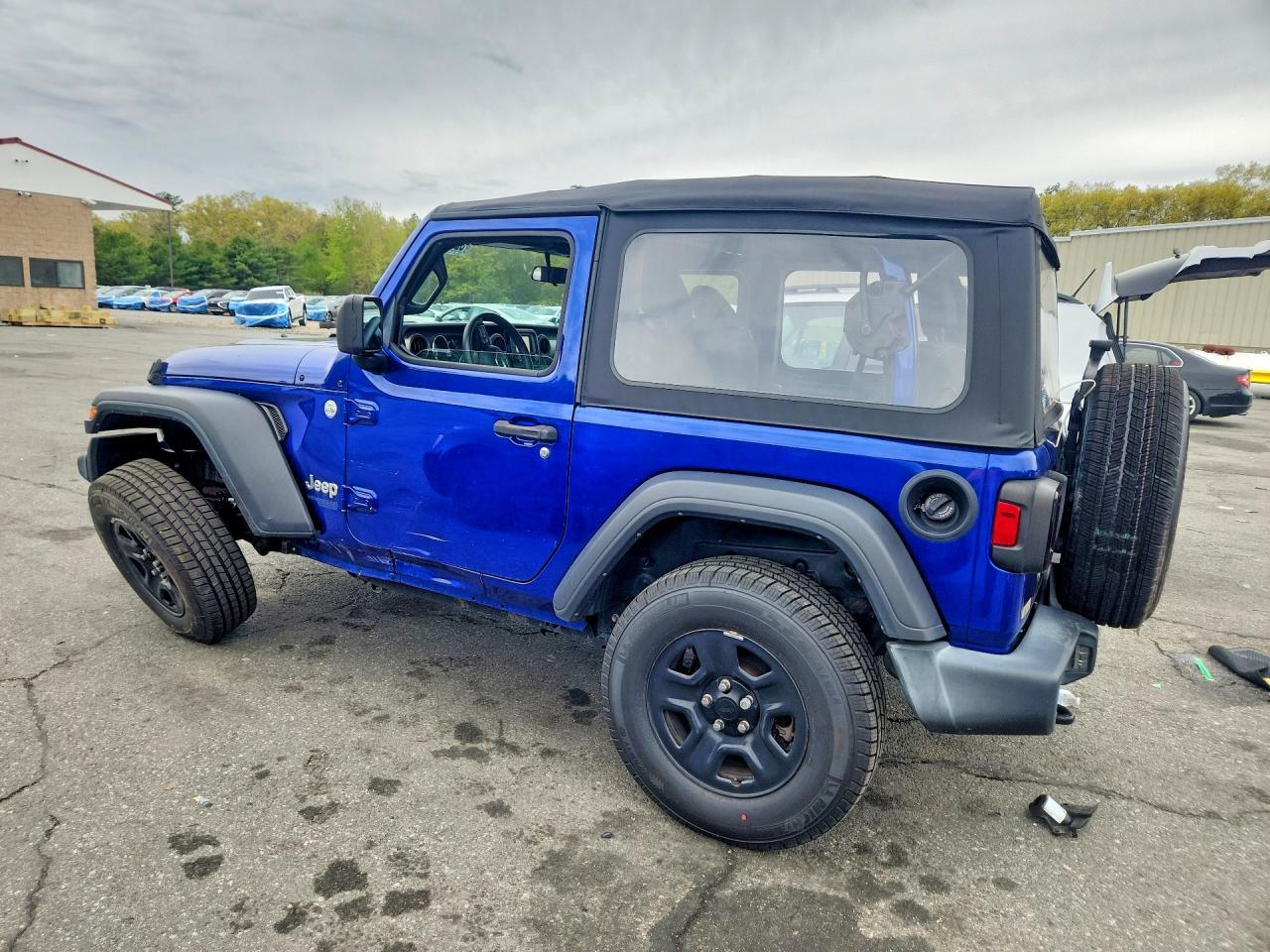 2019 Jeep Wrangler Sport - Фото 2