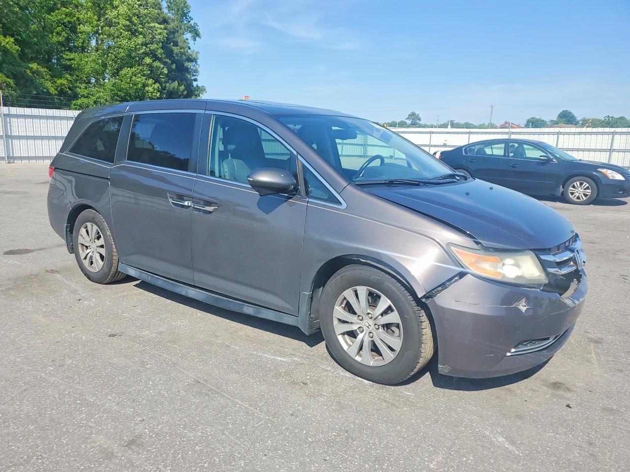 2015 Honda Odyssey Exl - Image 4