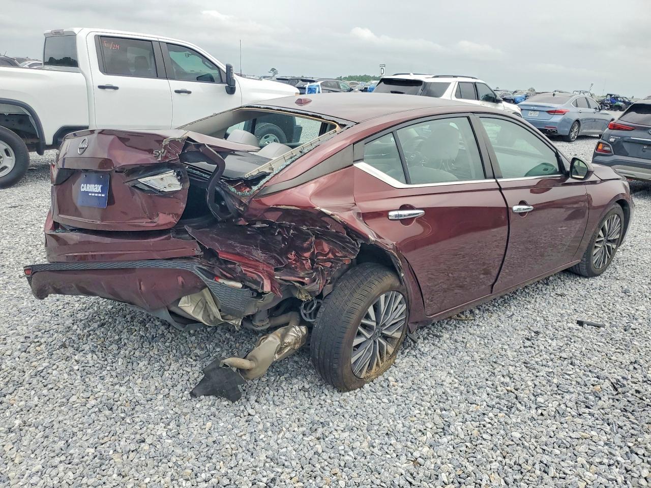 2023 Nissan Altima Sv - Image 3