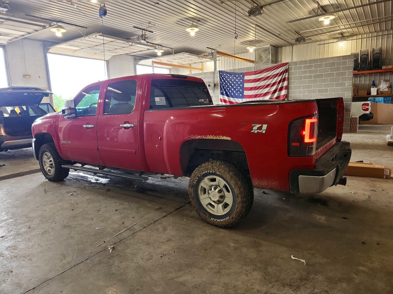 2010 Chevrolet Silverado K2500 Heavy Duty Ltz - Фото 2