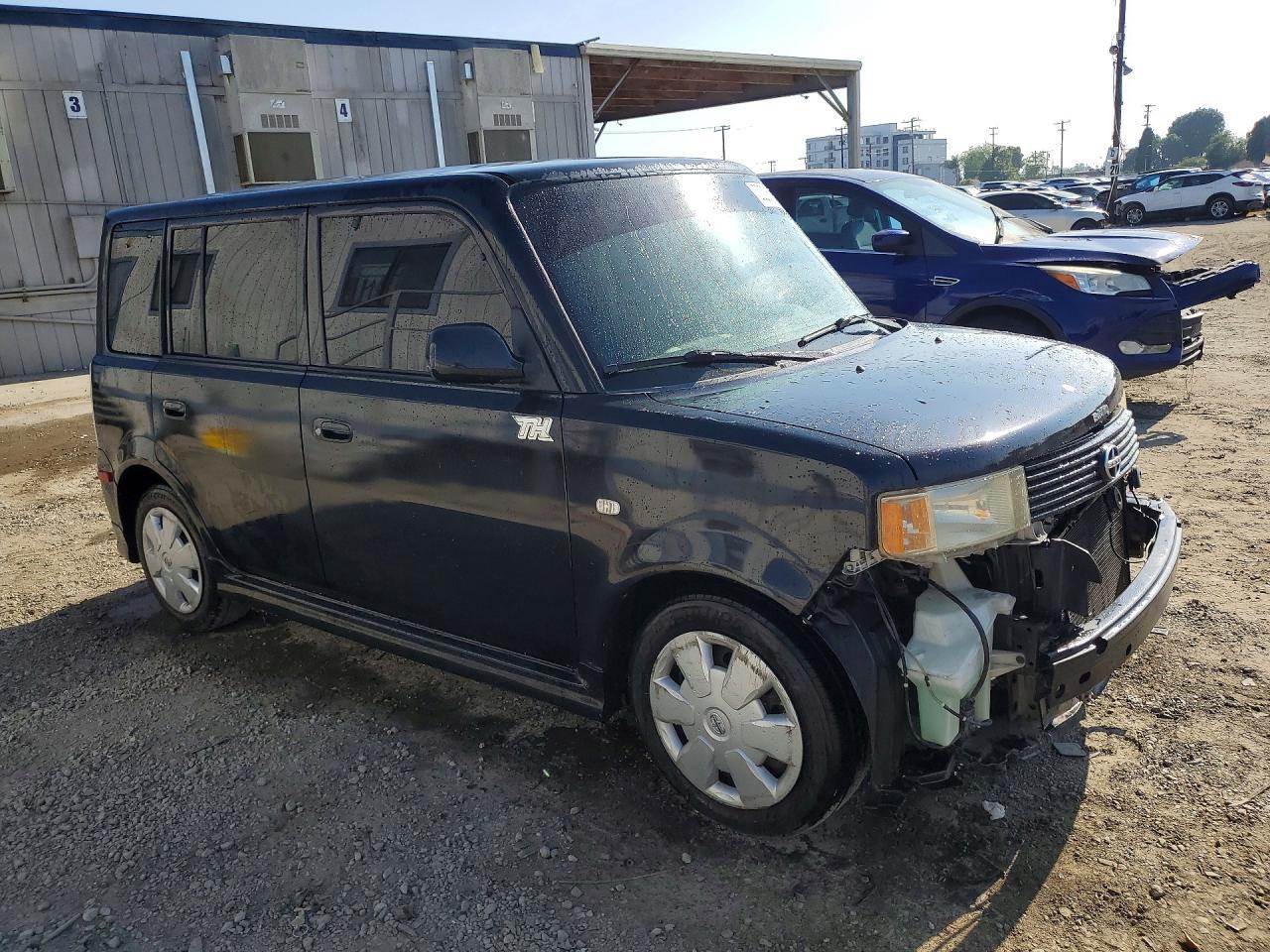 2006 Toyota Scion Xb - Image 4
