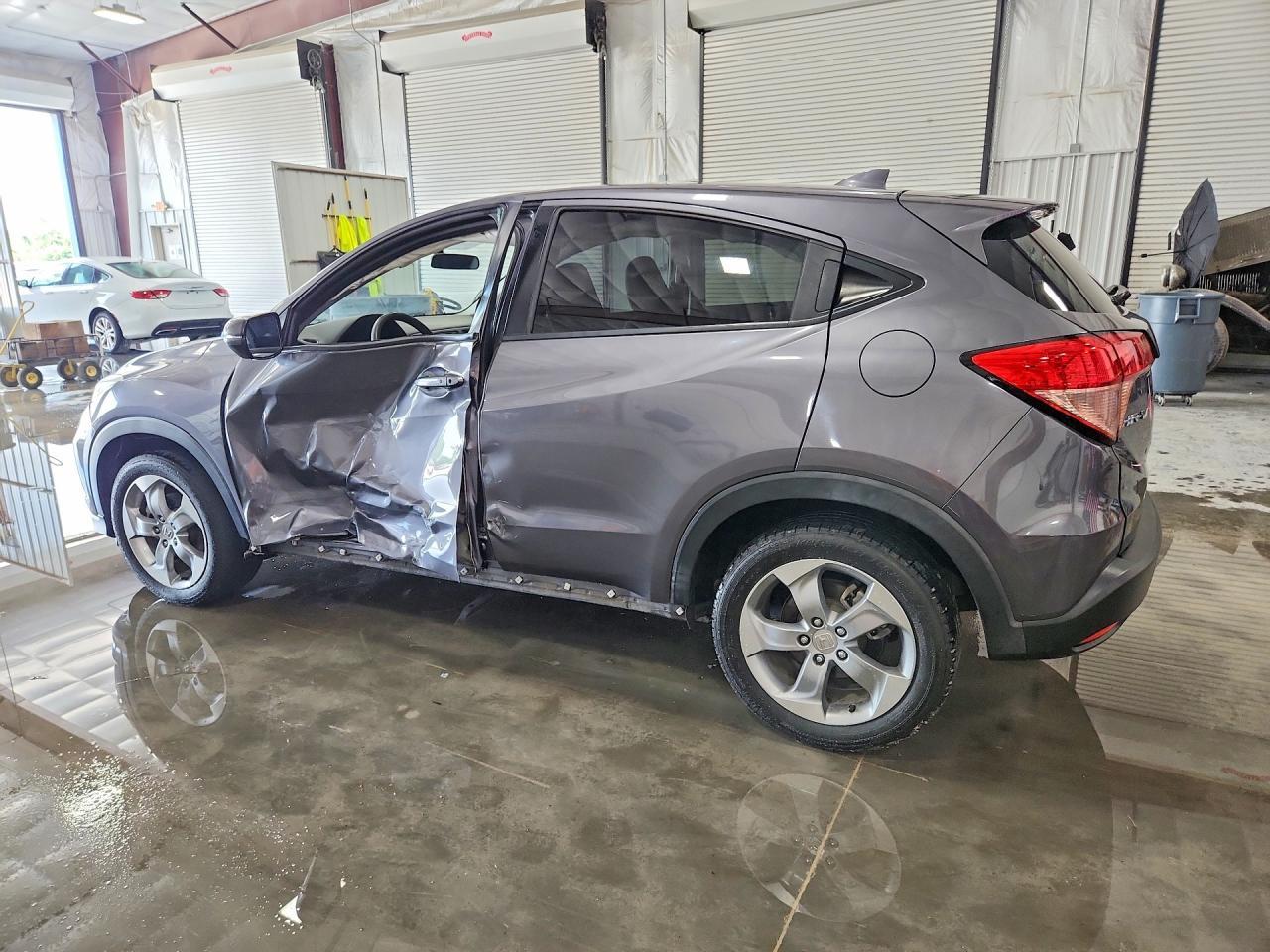 2017 Honda Hr-V Ex - Image 2