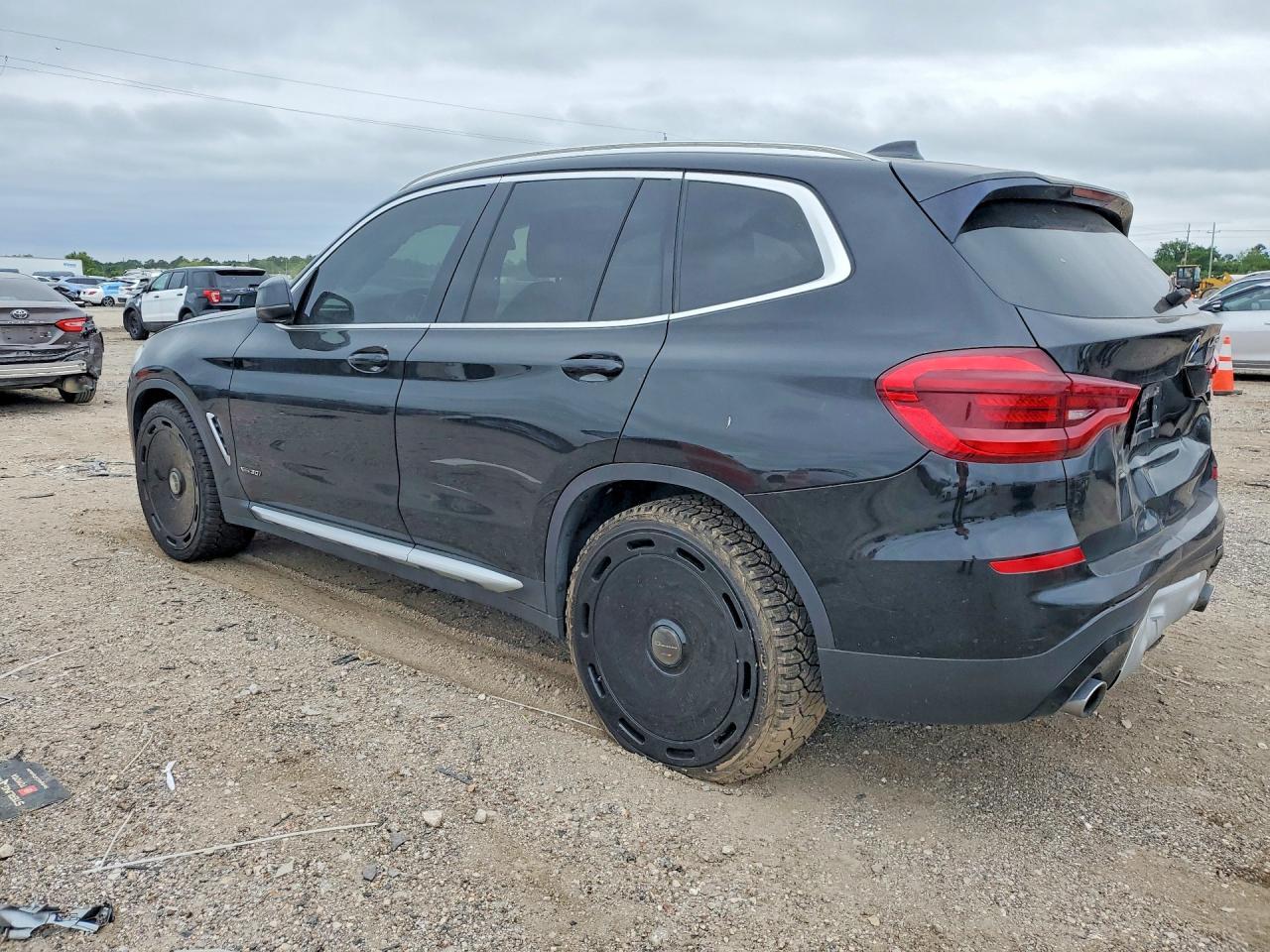 2018 BMW X3 xDrive30I - Image 2