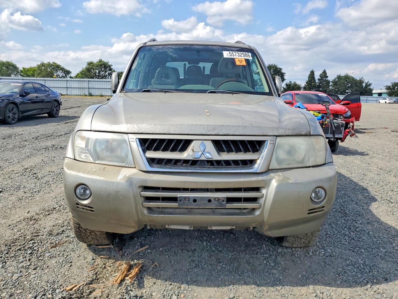 2004 Mitsubishi Montero Limited - Фото 5
