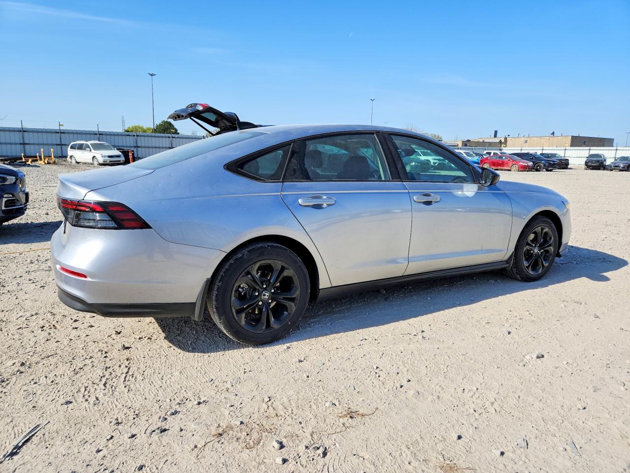 2025 Honda Accord Se - Image 3