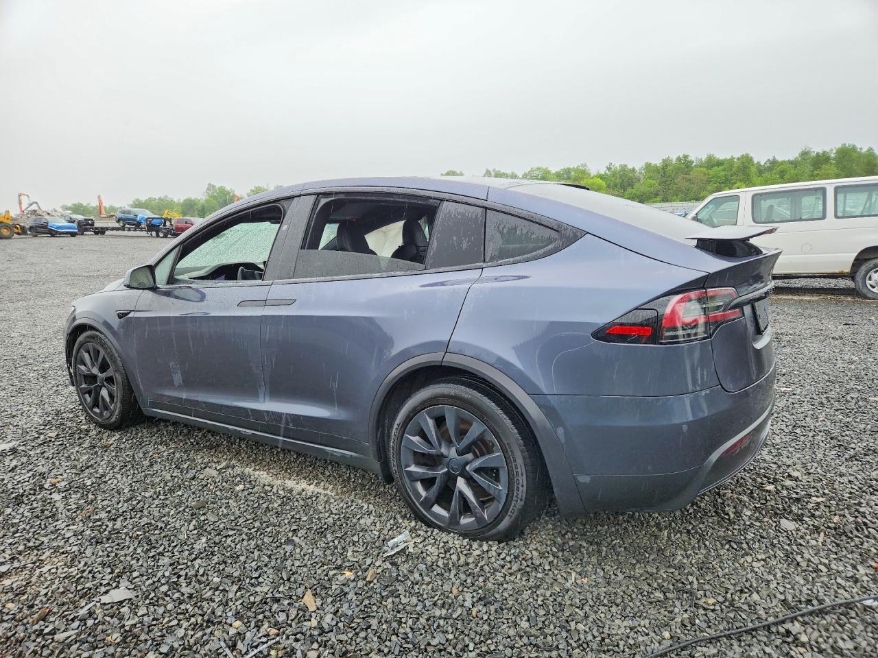 2023 Tesla Model X - Фото 2