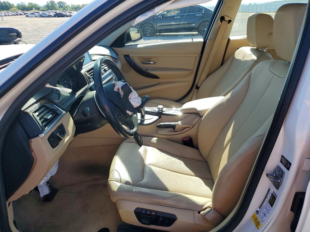 2013 BMW 320 I - Фото 7