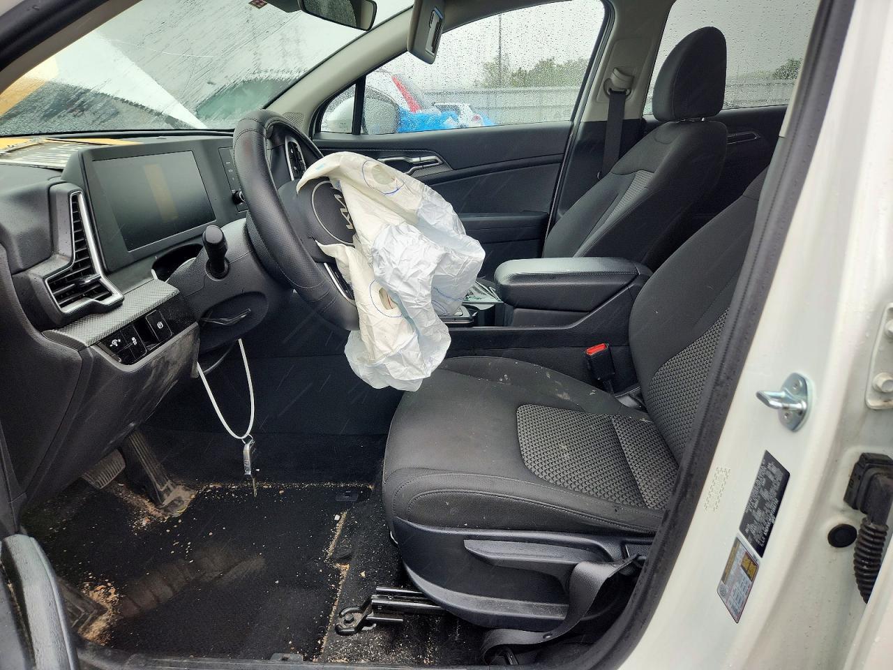 2023 Kia Sportage Lx - Image 7