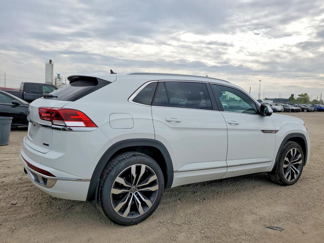 2021 Volkswagen Atlas Cross Sport Sel R-Line - Фото 3
