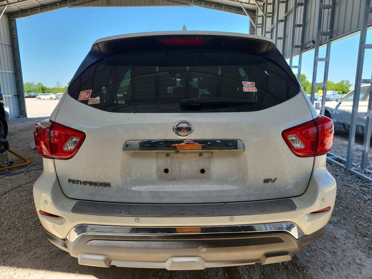 2020 Nissan Pathfinder Sv - Image 6