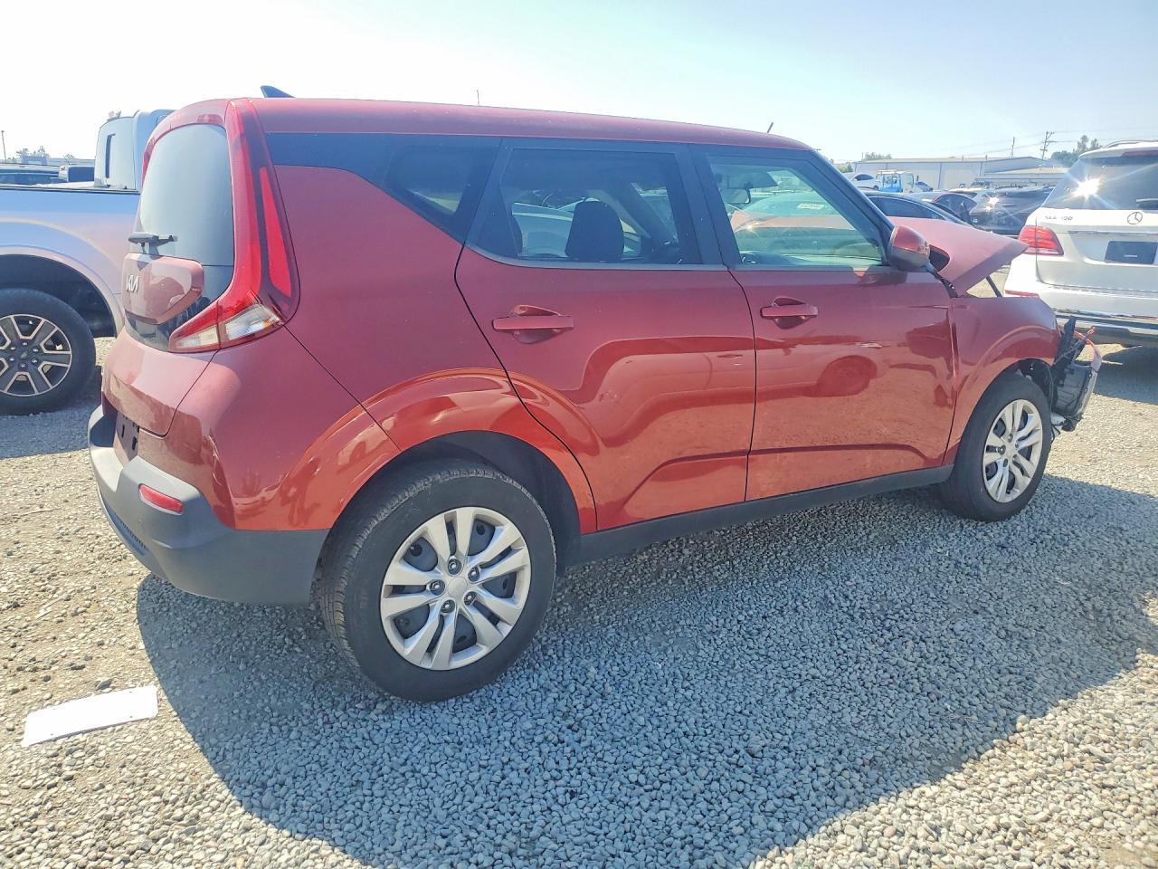 2022 Kia Soul Lx - Image 3