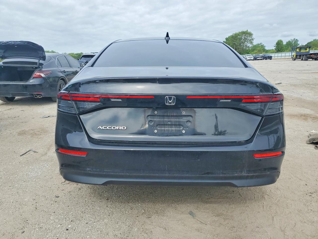 2023 Honda Accord Ex - Фото 6