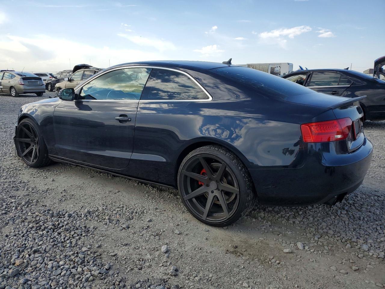 2013 Audi A5 Premium - Фото 2