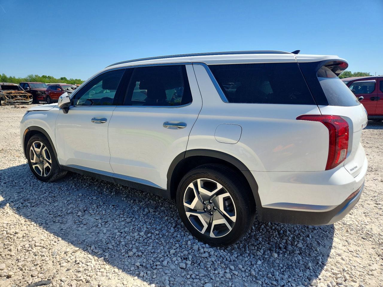 2025 Hyundai Palisade Sel Premium - Image 2