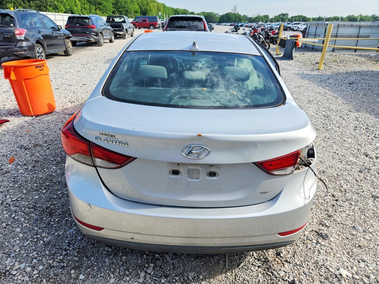 2014 Hyundai Elantra Se - Фото 6