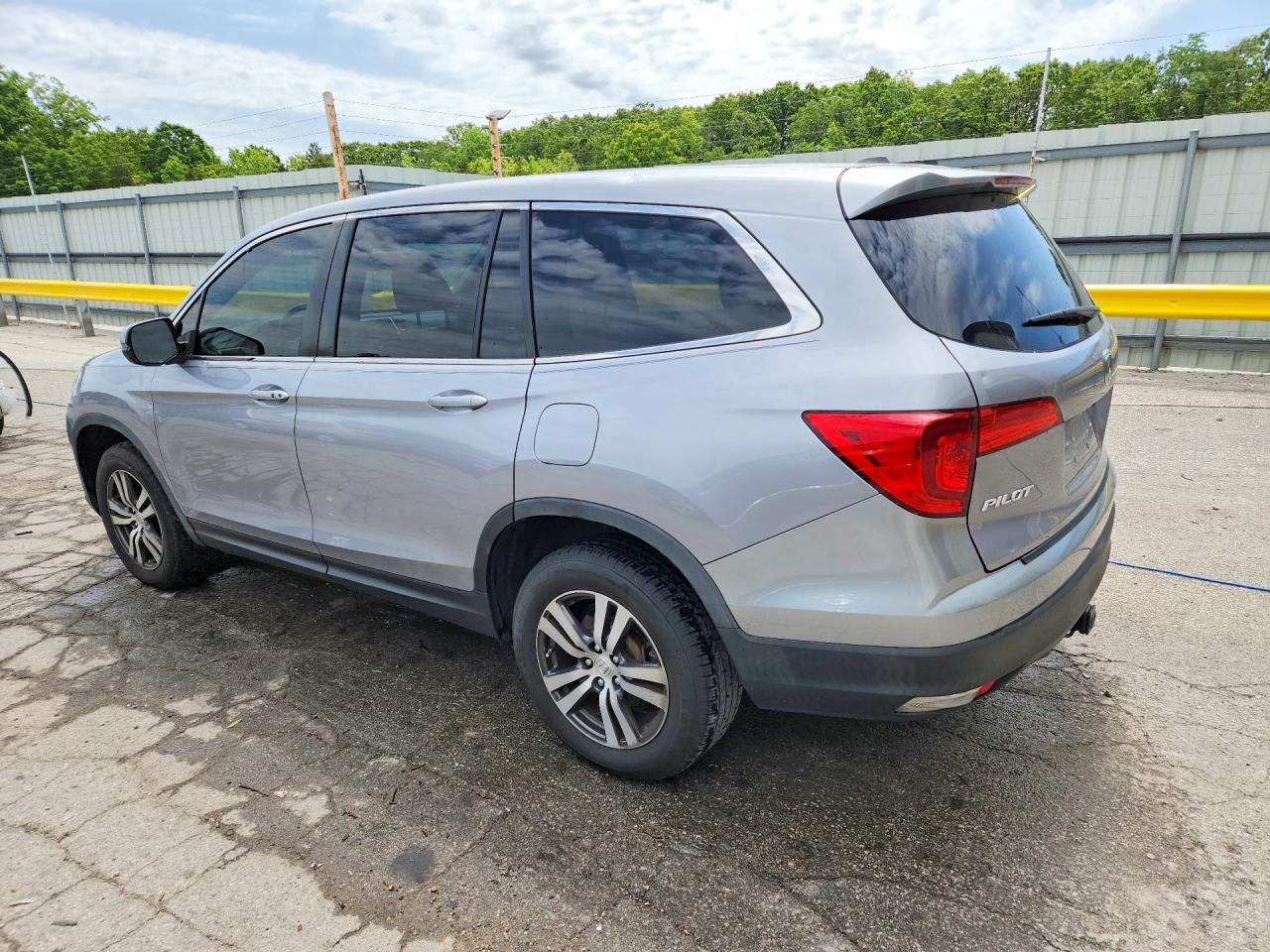 2017 Honda Pilot Exl - Фото 2