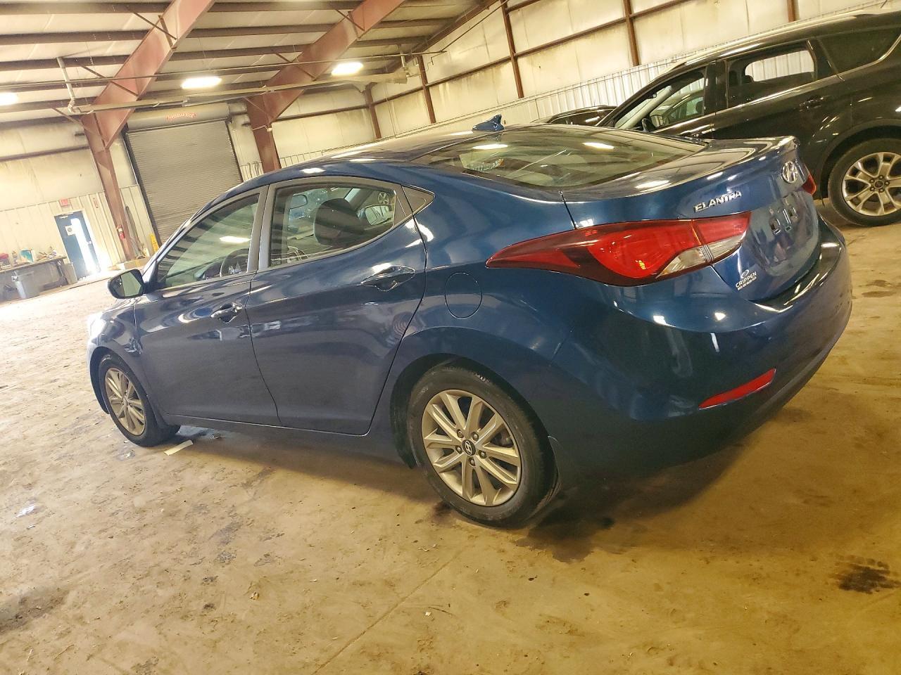 2016 Hyundai Elantra Se - Image 2