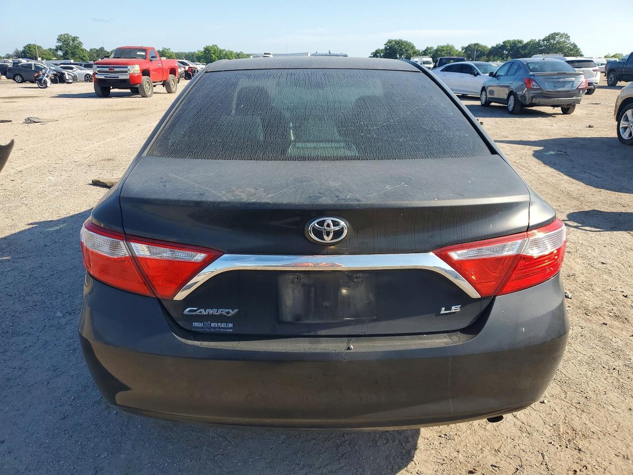2015 Toyota Camry Le - Фото 6